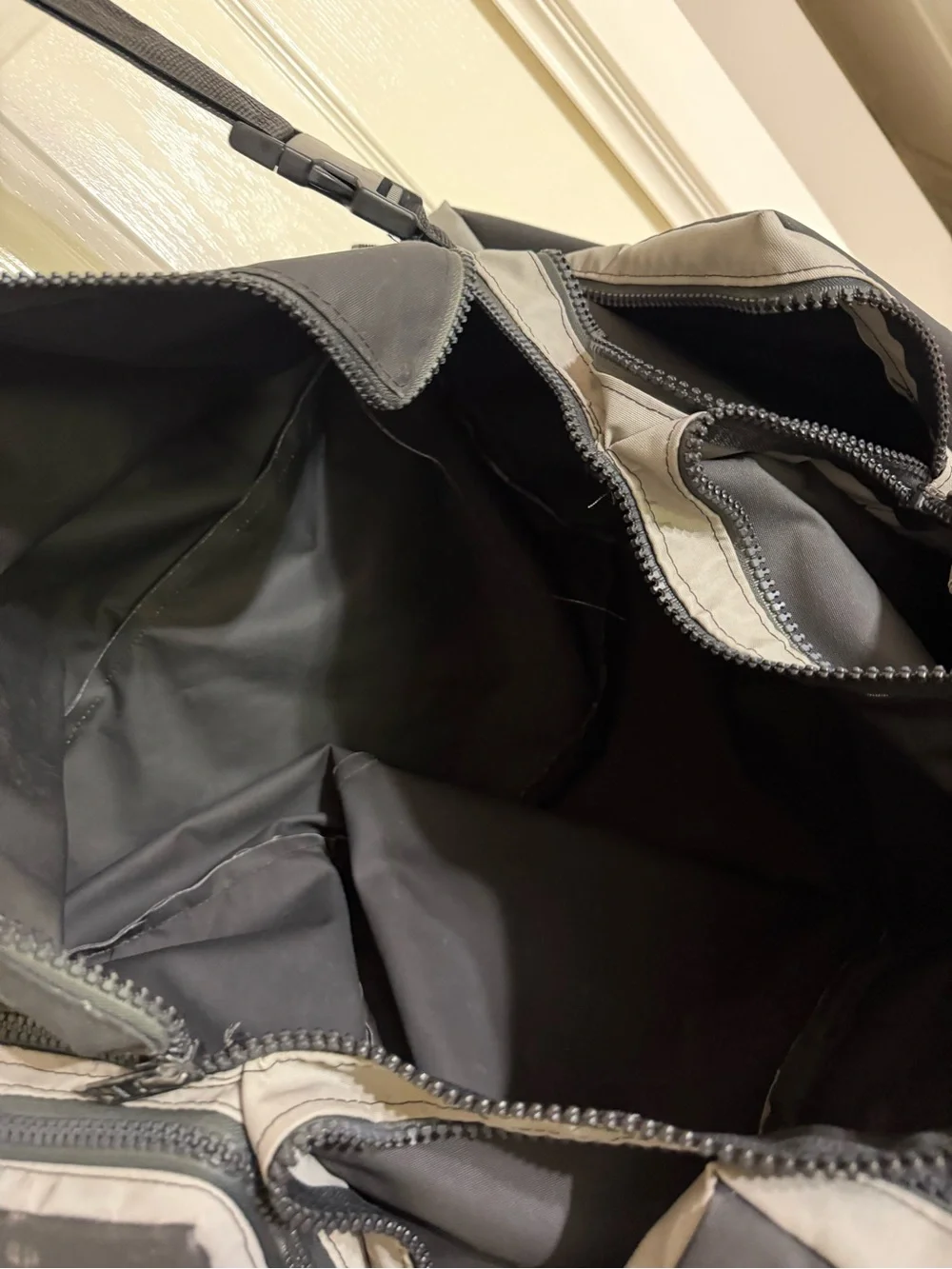 Large Black/Gray Nylon Duffle Gym Bag, Zip Closure, Adjustable Strap 23x13